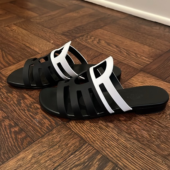 Hermes Sandals Size 37 - Picture 6 of 7